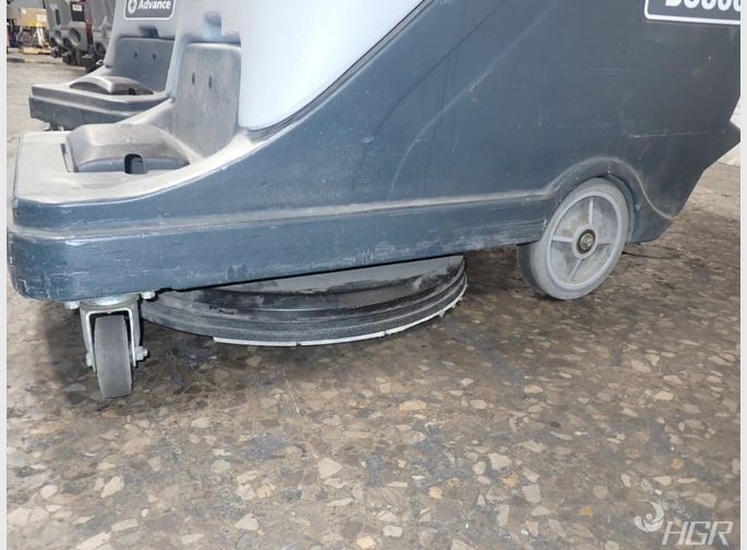 Advance Floor Scrubber