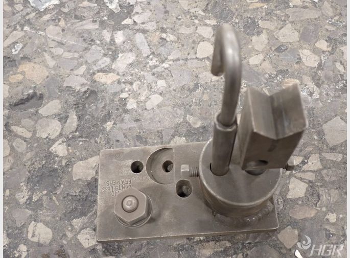  Tool Fixture