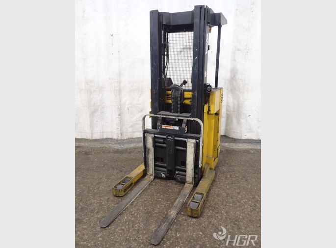 Yale Yale Nr040adns24te091 Electric Straddle Lift