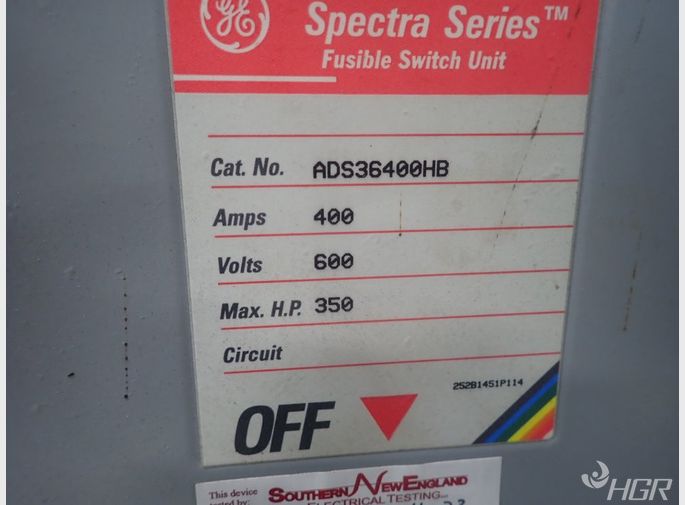 General Electric Bus Plug