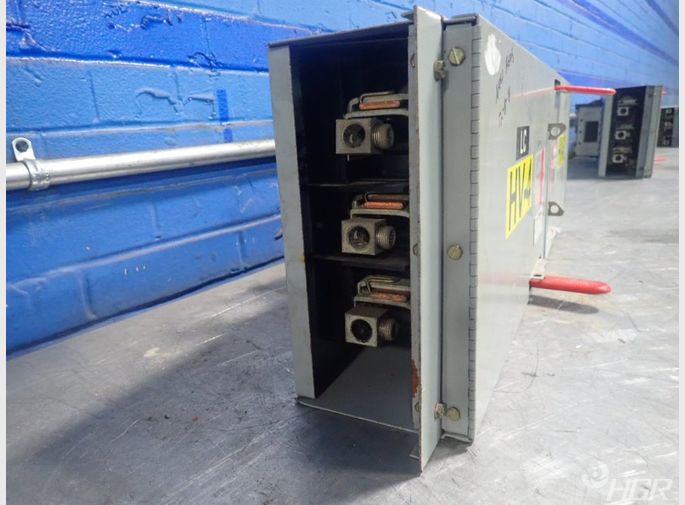General Electric Bus Plug