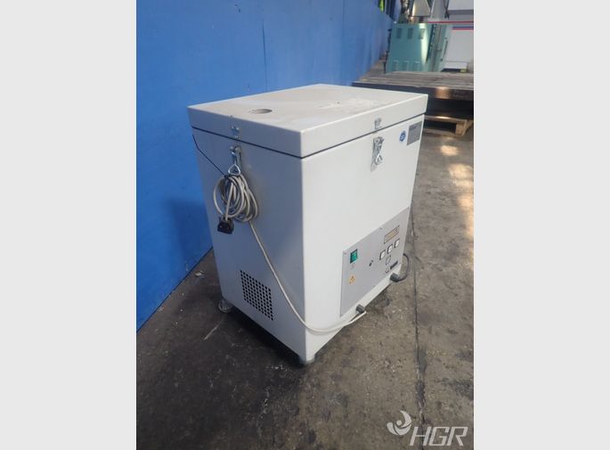 Fuchs Air Cleaner