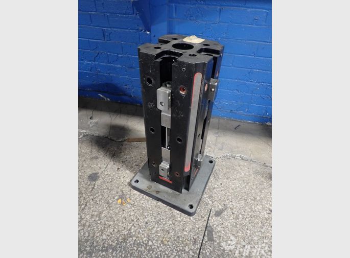Chick Tombstone 4way Vise