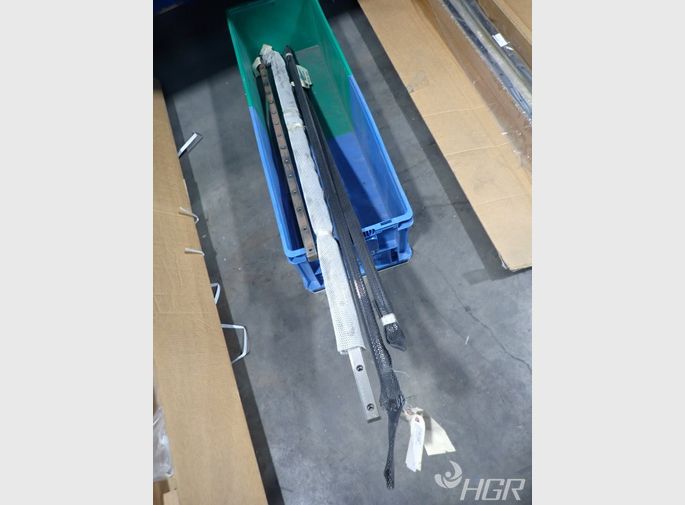  Linear Guides