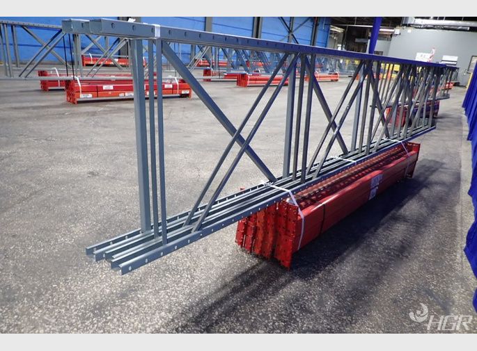  Pallet Racking Lot