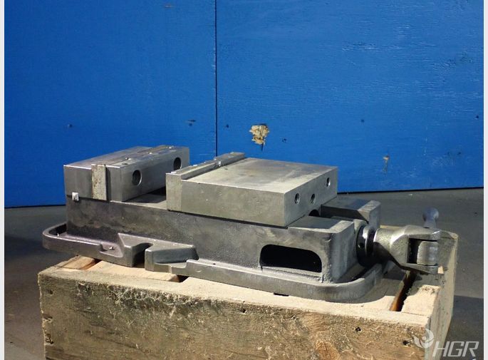  8 Machine Vise