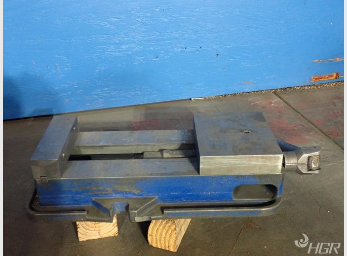  8 Machine Vise