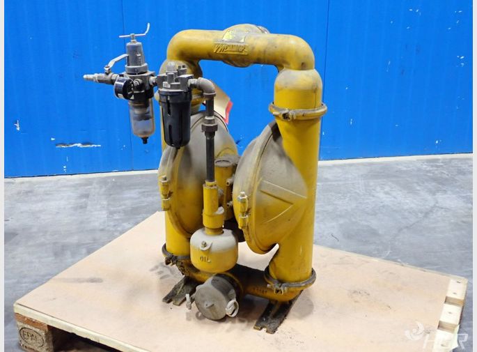 Versamatic Too Inc  Diaphragm Pump