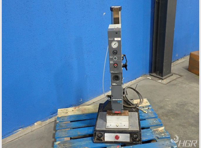 Branson Sonic Power Co Ultrasonic Welder