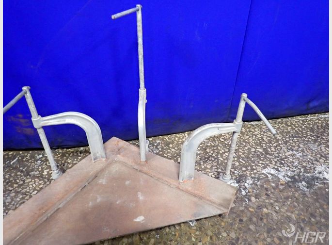  C Clamp Unit