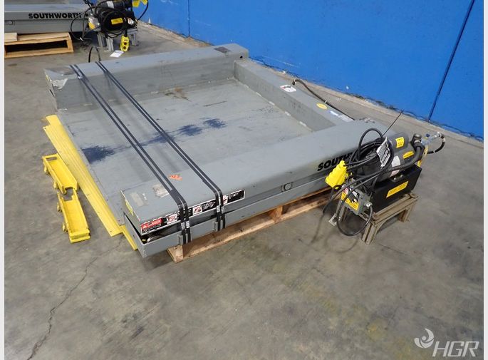 Southworth Lift Table