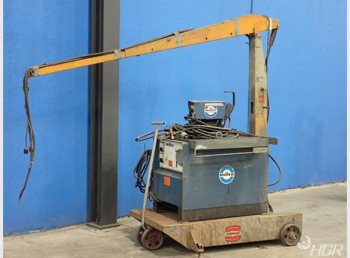 Miller Electric Mfg Co Welder