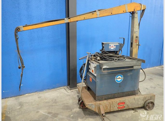Miller Electric Mfg Co Welder