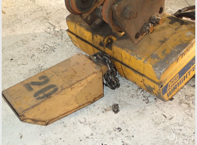 Acco Wright Way Electric Chain Hoist