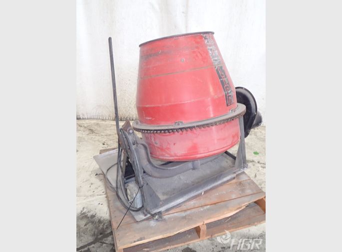 Red Lion  Electric Concrete Mixer 