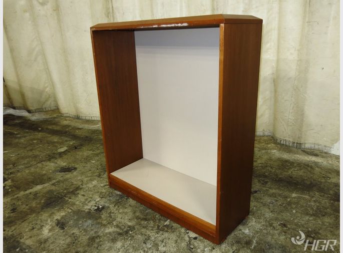  Shelf Unit