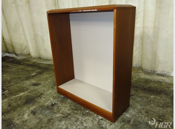  Shelf Unit