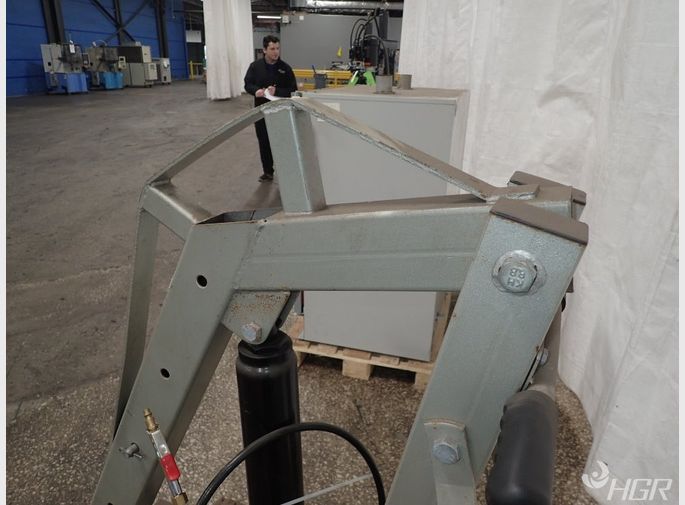 Larin Engine Hoist