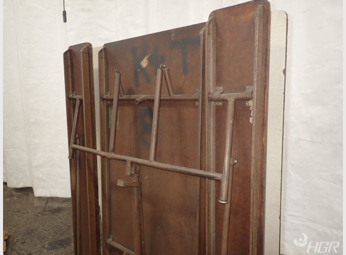  Foldable Table