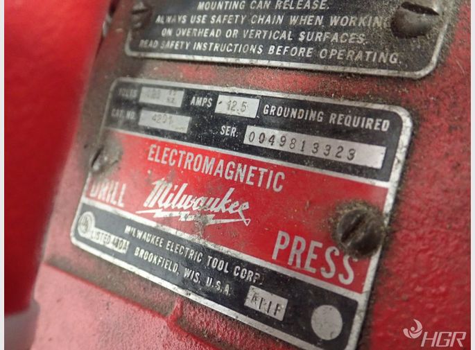 Milwaukee Magnetic Drill
