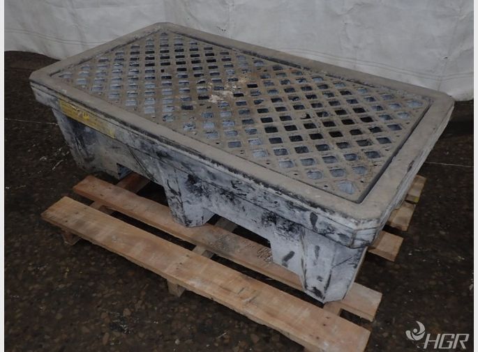 Spill Containment Pallet