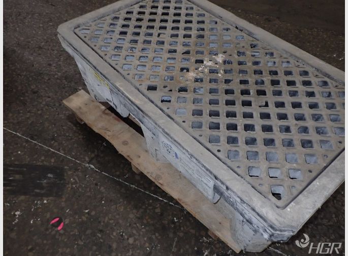  Spill Containment Pallet