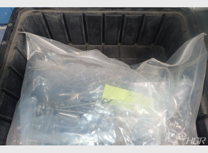  Screws Springs