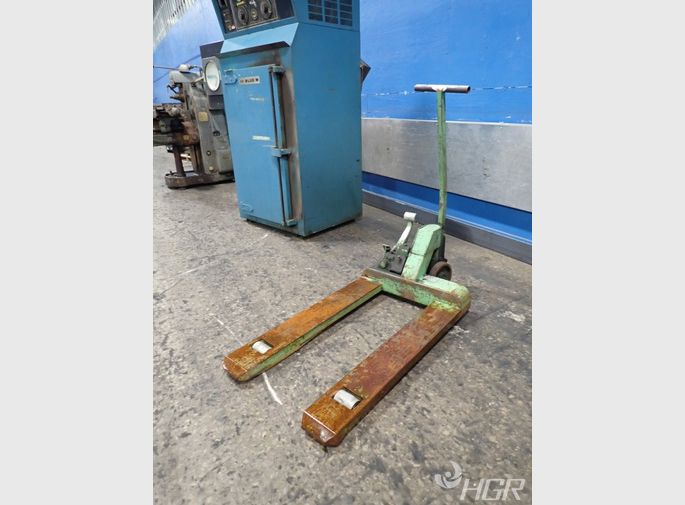 Raymond Pallet Jack