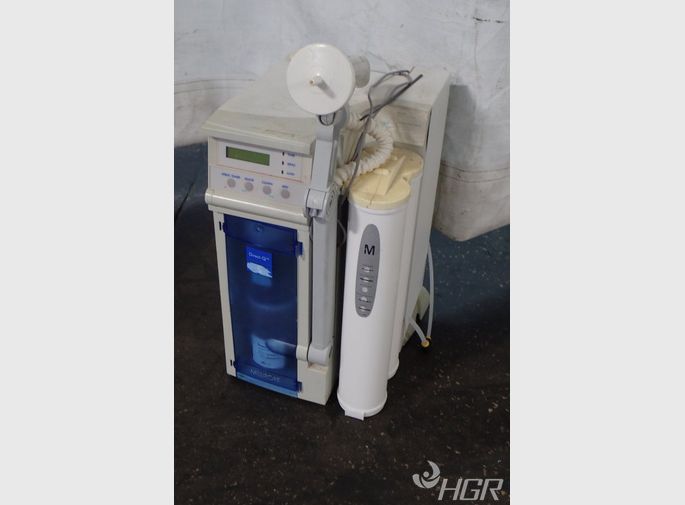 Millipore Water Purifier