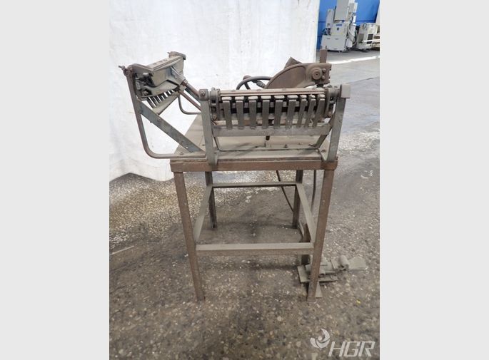 Re Smith Cleat Bender Assembly