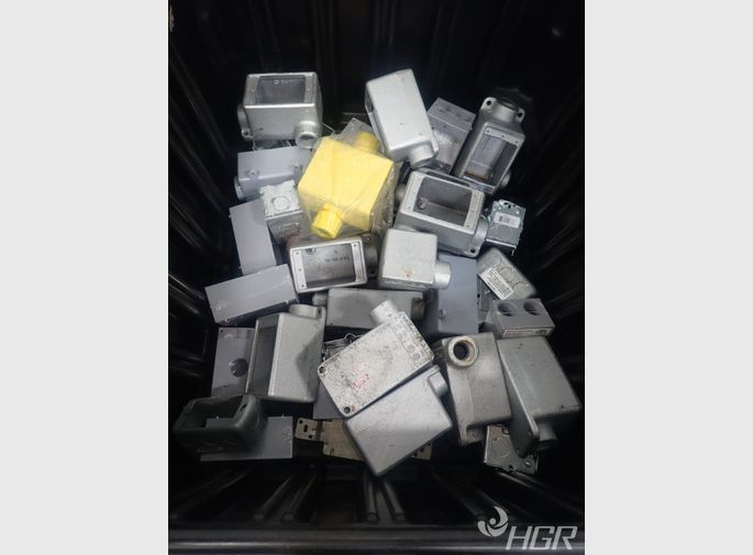 Outlets