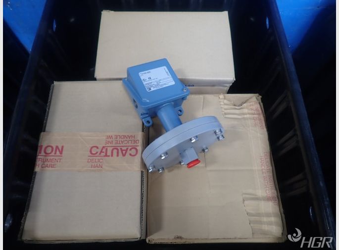 United Electric Controls Pressure Switch