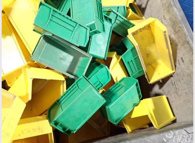  Plastic Bins