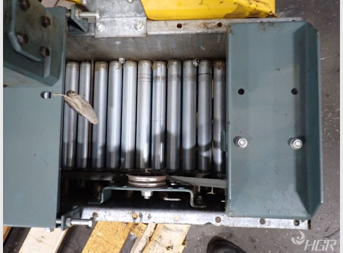 Hytrol Power Roller Conveyor
