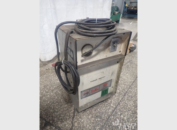  Battery Charger