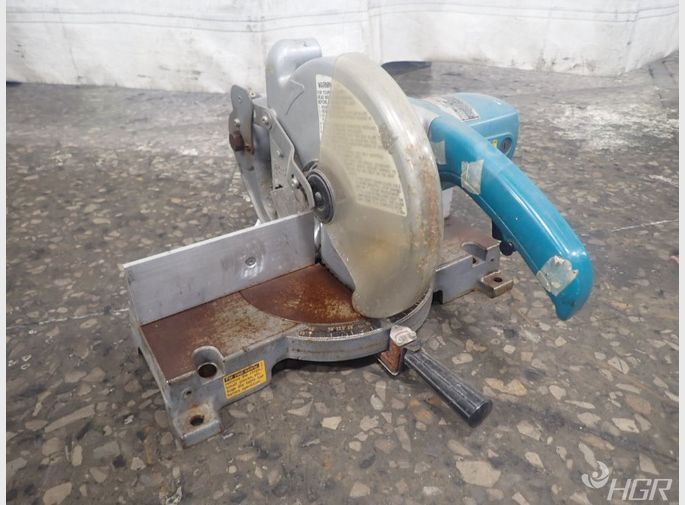 Used makita deals miter saw