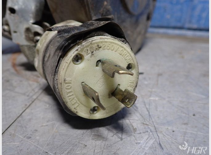  Extruder Die