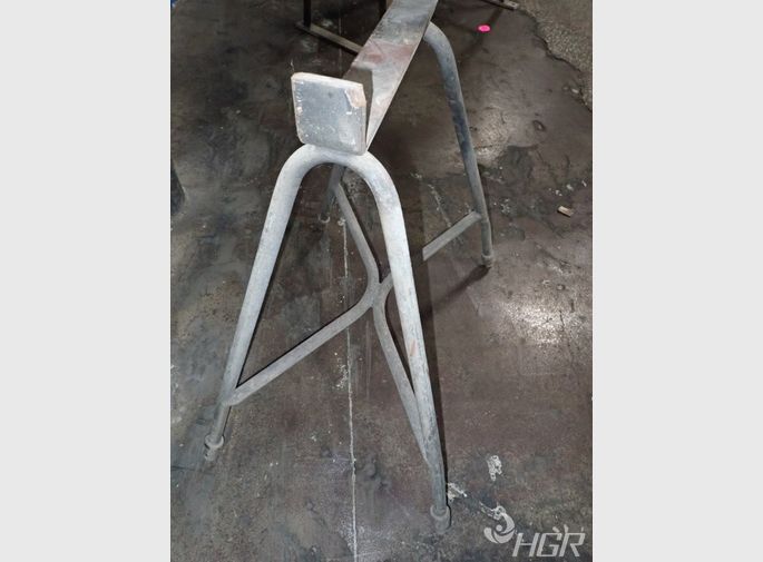  Stand