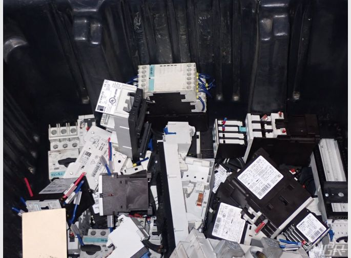  Electrical Components