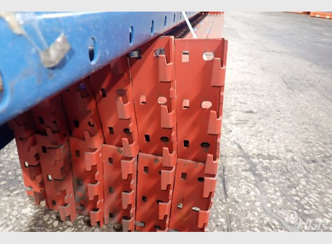  Pallet Racking Lot