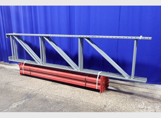  Pallet Racking Lot