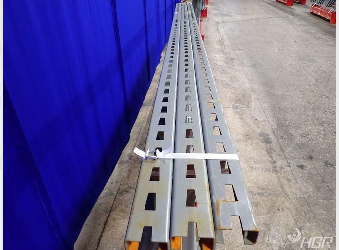  Pallet Racking Lot