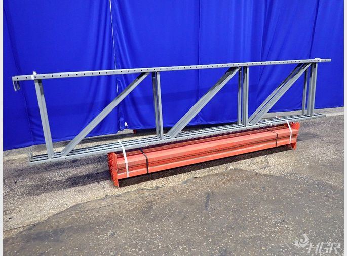  Pallet Racking Lot