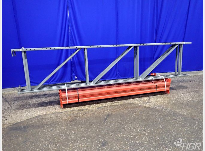  Pallet Racking Lot
