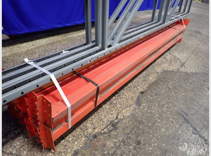  Pallet Racking Lot