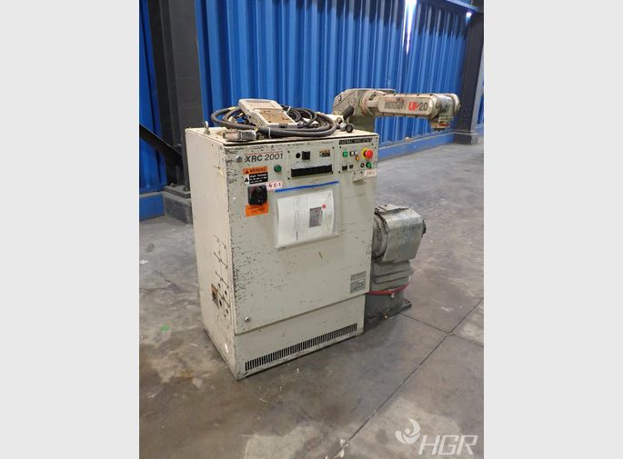 Motoman Robot And Controller