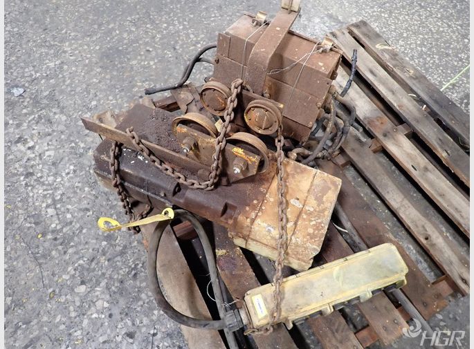  Chian Hoist