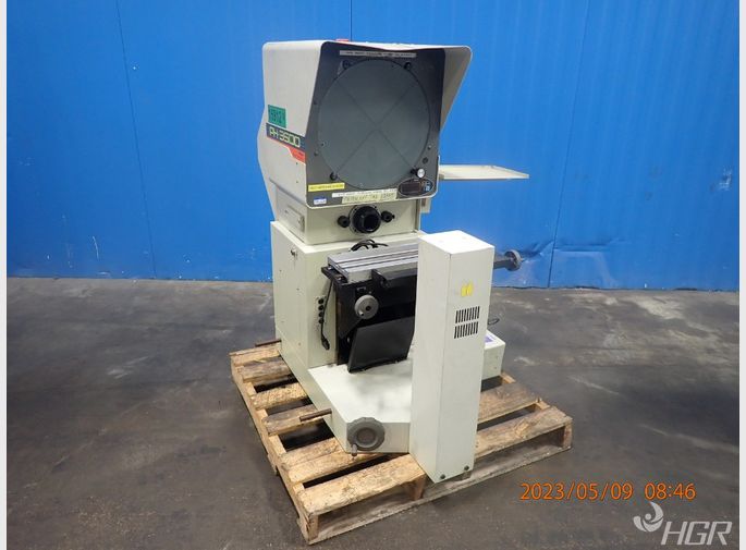 Mitutoyo Optical Comparator