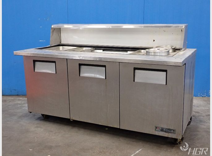 True Manufacturing Co  Refrigerated Prep Table