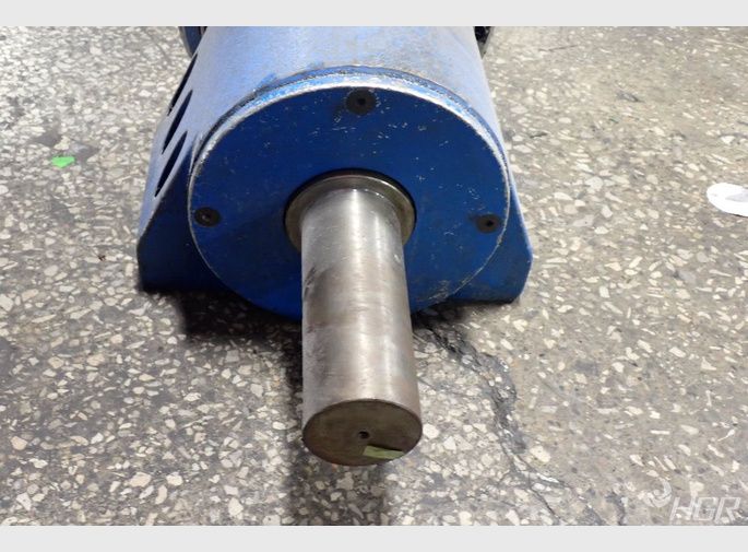  Spindle